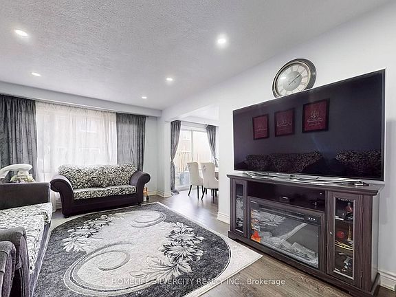 3rd image of 7033 Netherbrae Rd #8