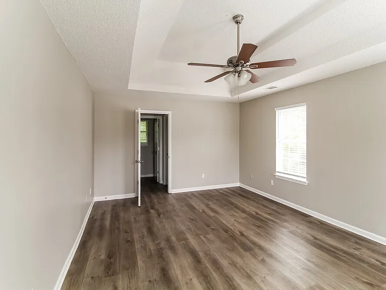 6261 Remington Park — Photo 11