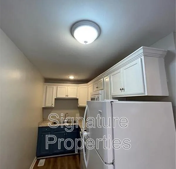 631 Quincy St #G — Photo 5