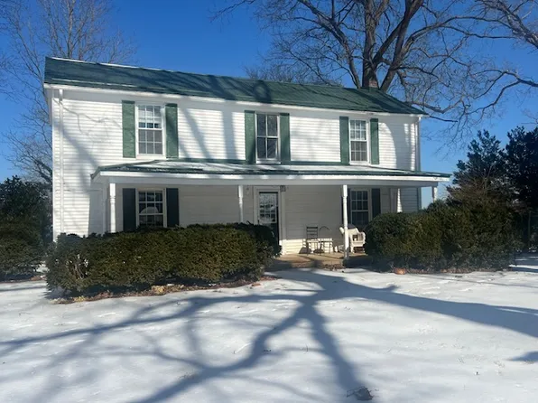 974 Simpson Rd, Prospect, VA 23960