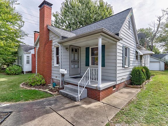 2nd image of 1931 E Powell Ave