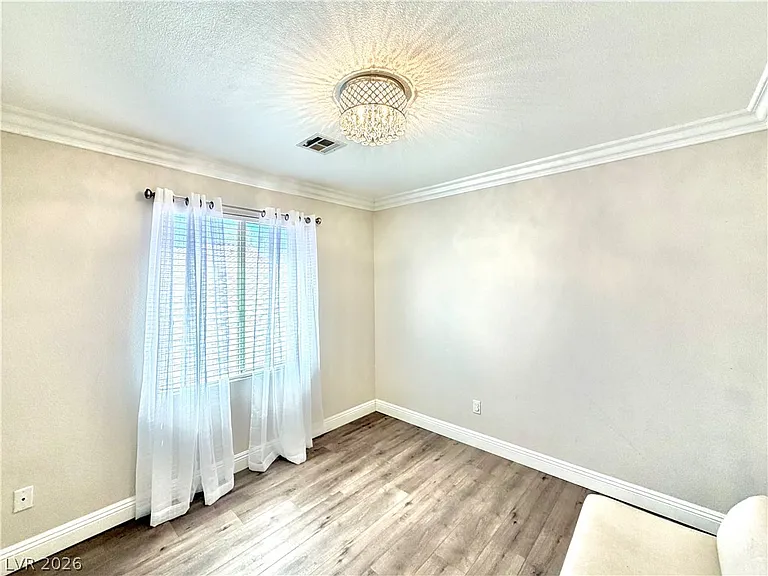 10087 Yellow Canary Ave — Photo 31