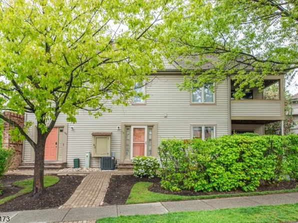 125 Sunrise Dr, Hanover Twp., NJ 07981