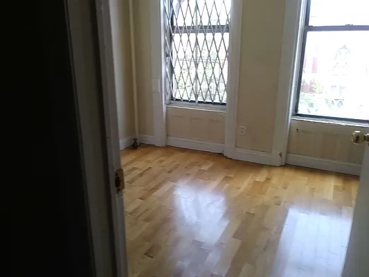 Rented by Smartequities Management LLC | media 2