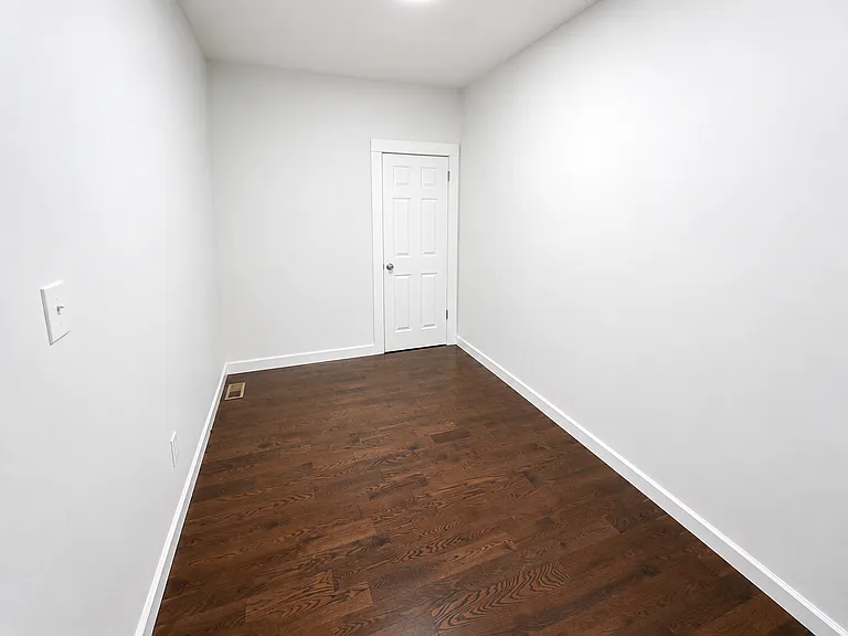 233 Rose St — Photo 14