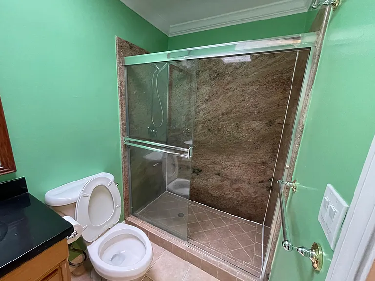4139 Linwood Dr — Photo 12