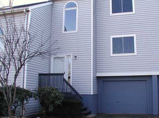 5 Sunridge Ln, Cromwell, CT 06416