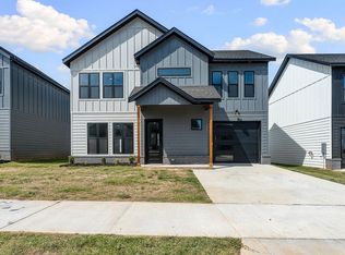 2603 W Berkeley Ave, Rogers, AR 72758