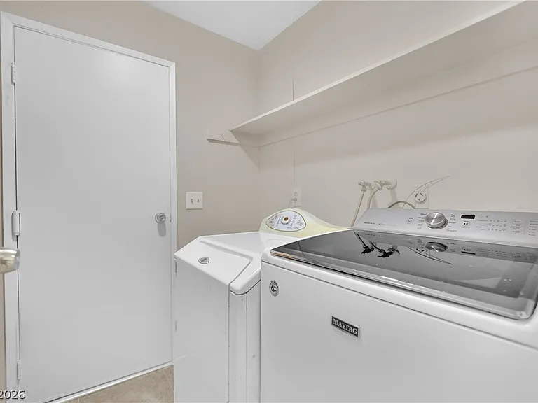 7156 Enterprise Dr — Photo 16