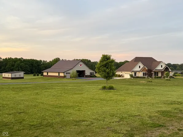 5973 Timber View Ln, Clayton, IN 46118