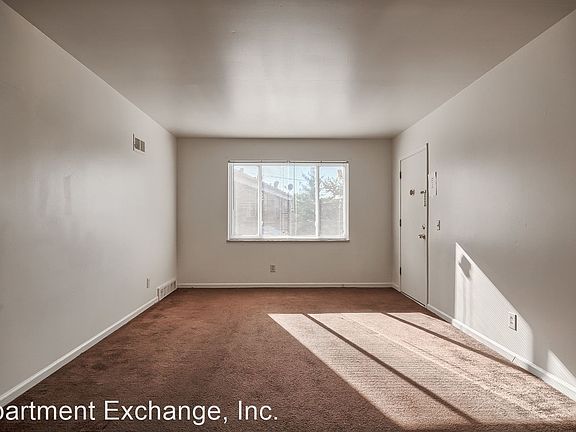 4th image of 5844 Bermuda Dr APT B