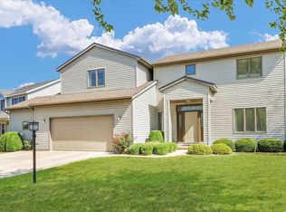 1512 Cobblefield Rd, Champaign, IL 61822