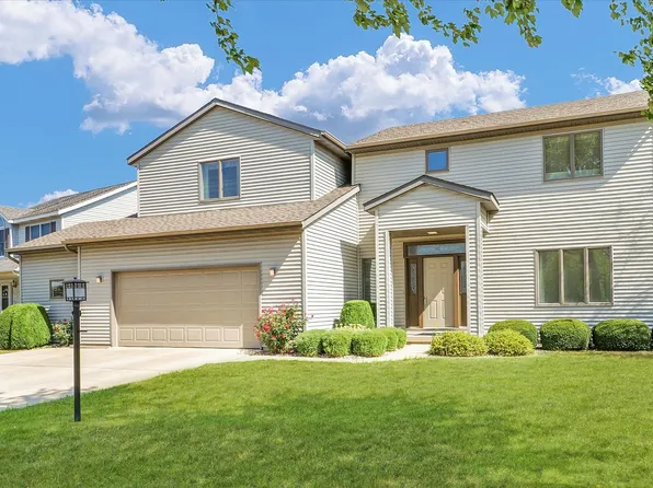 1512 Cobblefield Rd, Champaign, IL 61822
