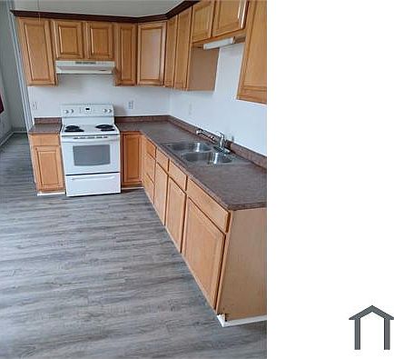 3rd image of 522 N Jefferson St