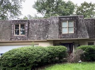 2125 Brierbrook Rd, Germantown, TN 38138