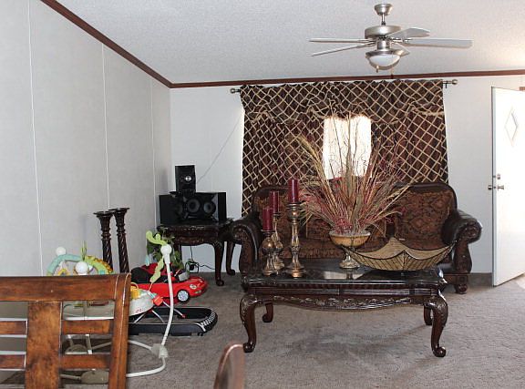 3rd image of 6450 N Oakhill Ave