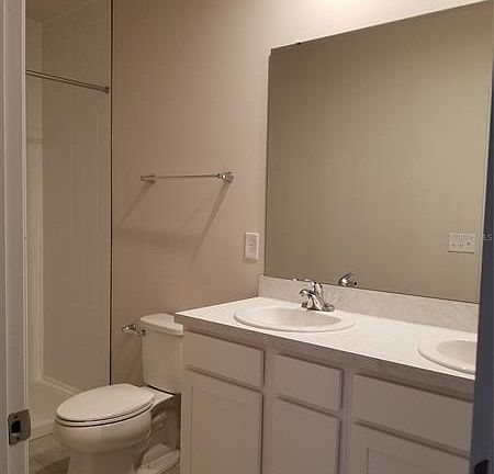 4th image of 1204 Glen Eagle Ct
