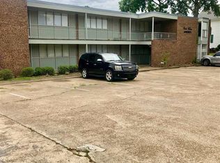 203 S College St, Brandon, MS 39042