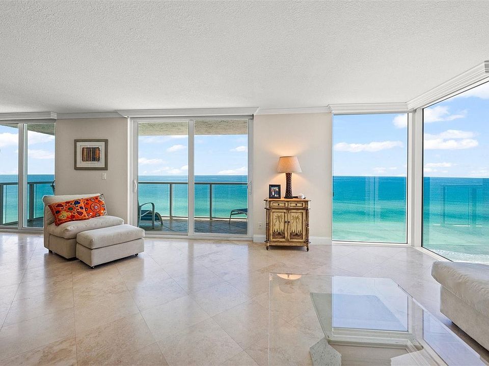 1st image of 2425 Gulf Of Mexico Dr Unit 11E