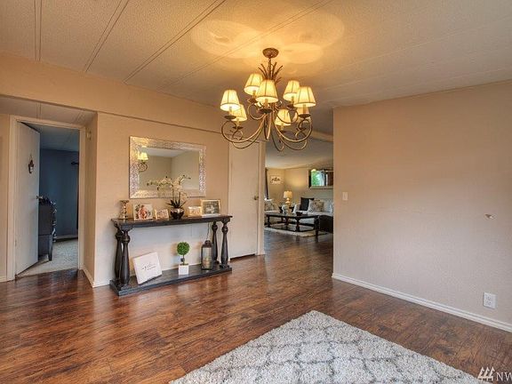 4th image of 7421 158th Street Ct E #106