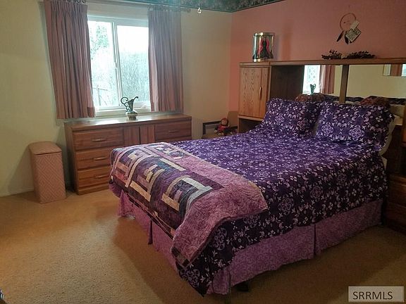 5th image of 248 Alturas St