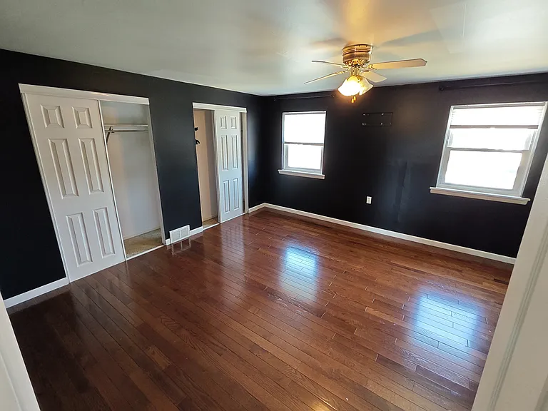 3322 Gurley Rd — Photo 4