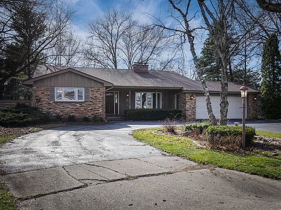 2nd image of 907 Morningside Dr