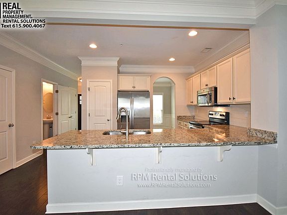 5th image of 2820 Sterlingshire Dr