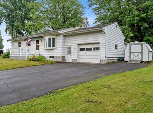 151 State St, Phoenix, NY 13135