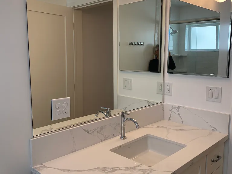 Bathroom2