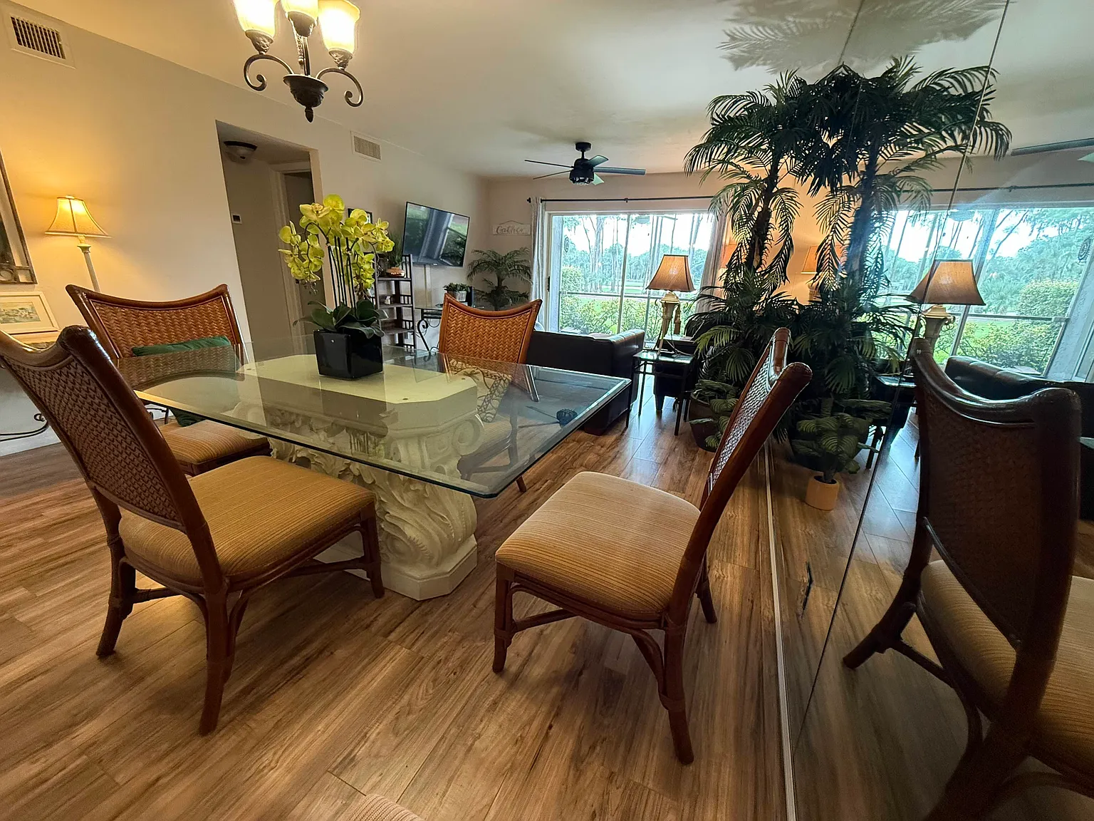 2 bed, 1106 sqft, $2,495 — Photo 2