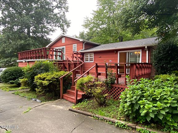 3rd image of 4617 Landon Dr