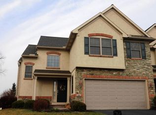 266 Fieldcrest Ln, Ephrata, PA 17522