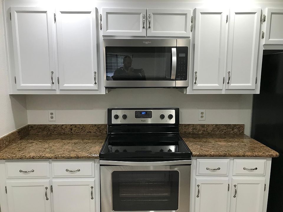 1st image of 2835 Villager Cir