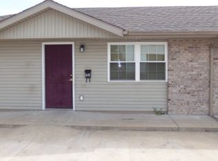 304 N 7th St, Herrin, IL 62948