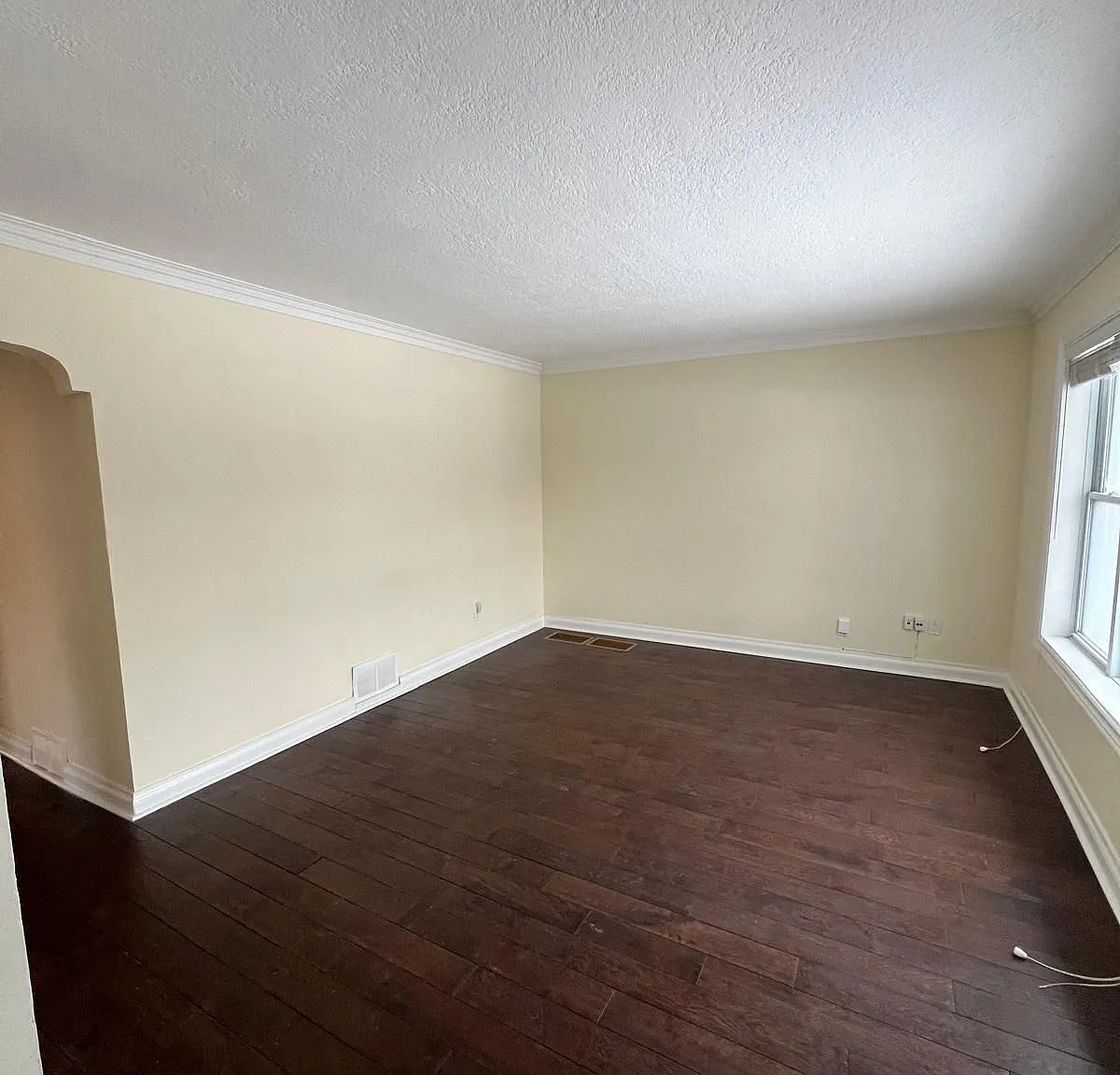 3 bed, $2,900 — Photo 3