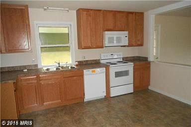 5th image of 3810 Rumsey Dr