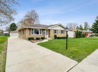 1311 Burry St, Joliet, IL 60435