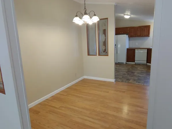 522 Bear Tooth Ln, Christiansburg, VA 24073