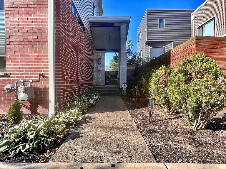 130 Home St — Photo 33