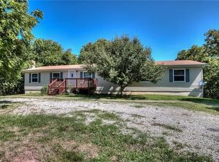 16473 Hidden Valley Rd, Rayville, MO 64084