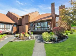 498 Auten Rd APT 3D, Hillsborough, NJ 08844