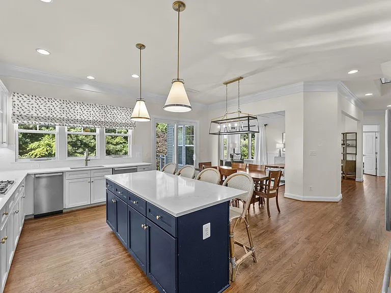 4039 Cray Dr — Photo 18