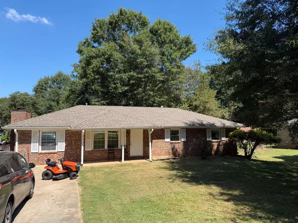 5098 Paris Ave, Powder Springs, GA 30127