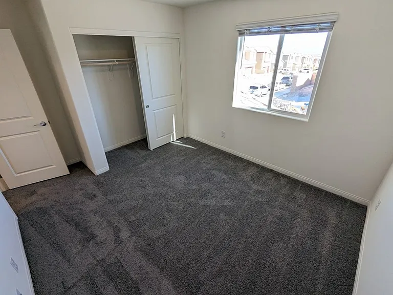 7071 Alabaster Peak St — Photo 24
