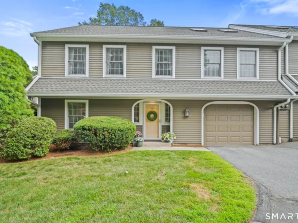 135 South Mill Drive #135, Glastonbury, CT 06073