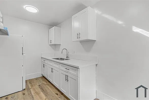 1425 Cedar Ave #6 — Photo 4