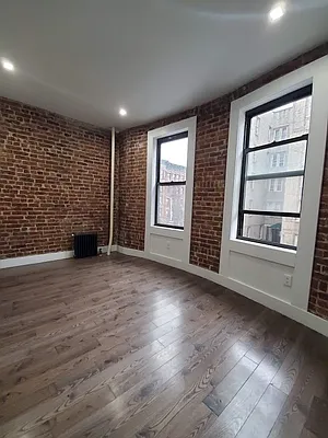 Rented by Compass | media 23