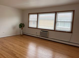 8638 W Berwyn Ave #3S, Chicago, IL 60656