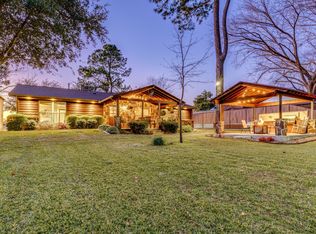 10133 Lynn Ln, Wills Point, TX 75169